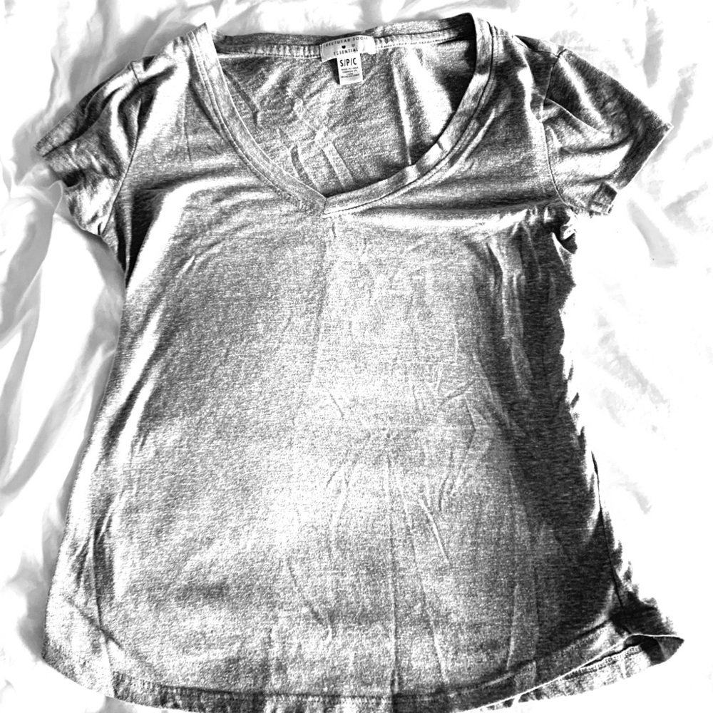 Gray short sleeve T